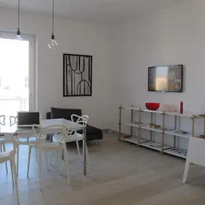 penthouse-santa-croce.lecce-hotels.com/