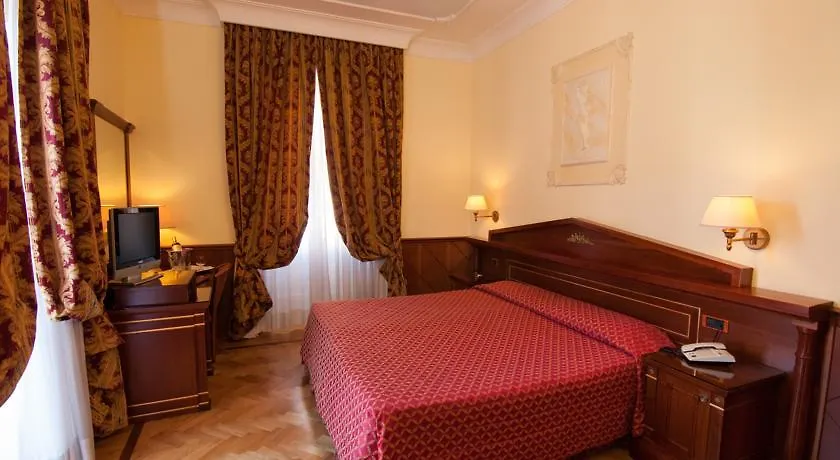 Hotel Palladium Palace Roma 4*,  İtalya