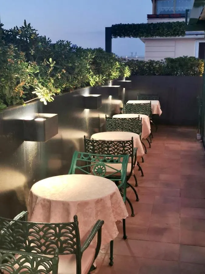 Hotel Palladium Palace Roma