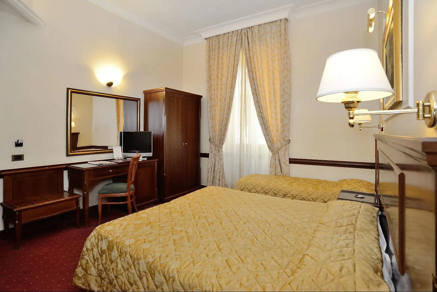 Hotel Palladium Palace Roma
