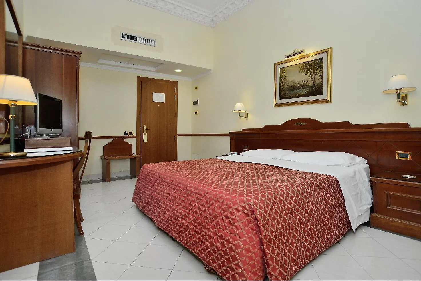 Hotel Palladium Palace Roma