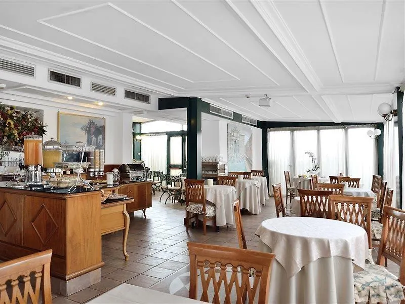 רומא Hotel Palladium Palace